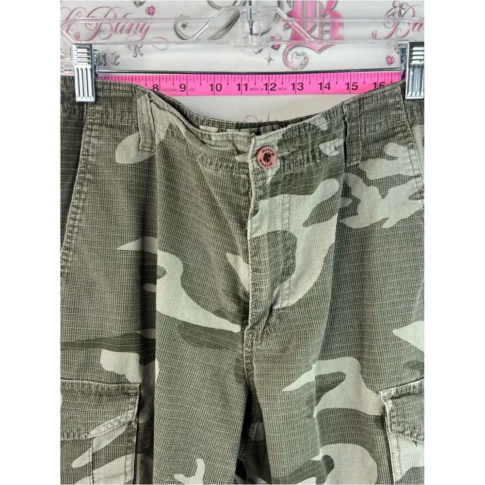 Kirra shorts long cargo camouflage pockets Olive Camo Men's Cargo Shorts - Picture 6 of 11